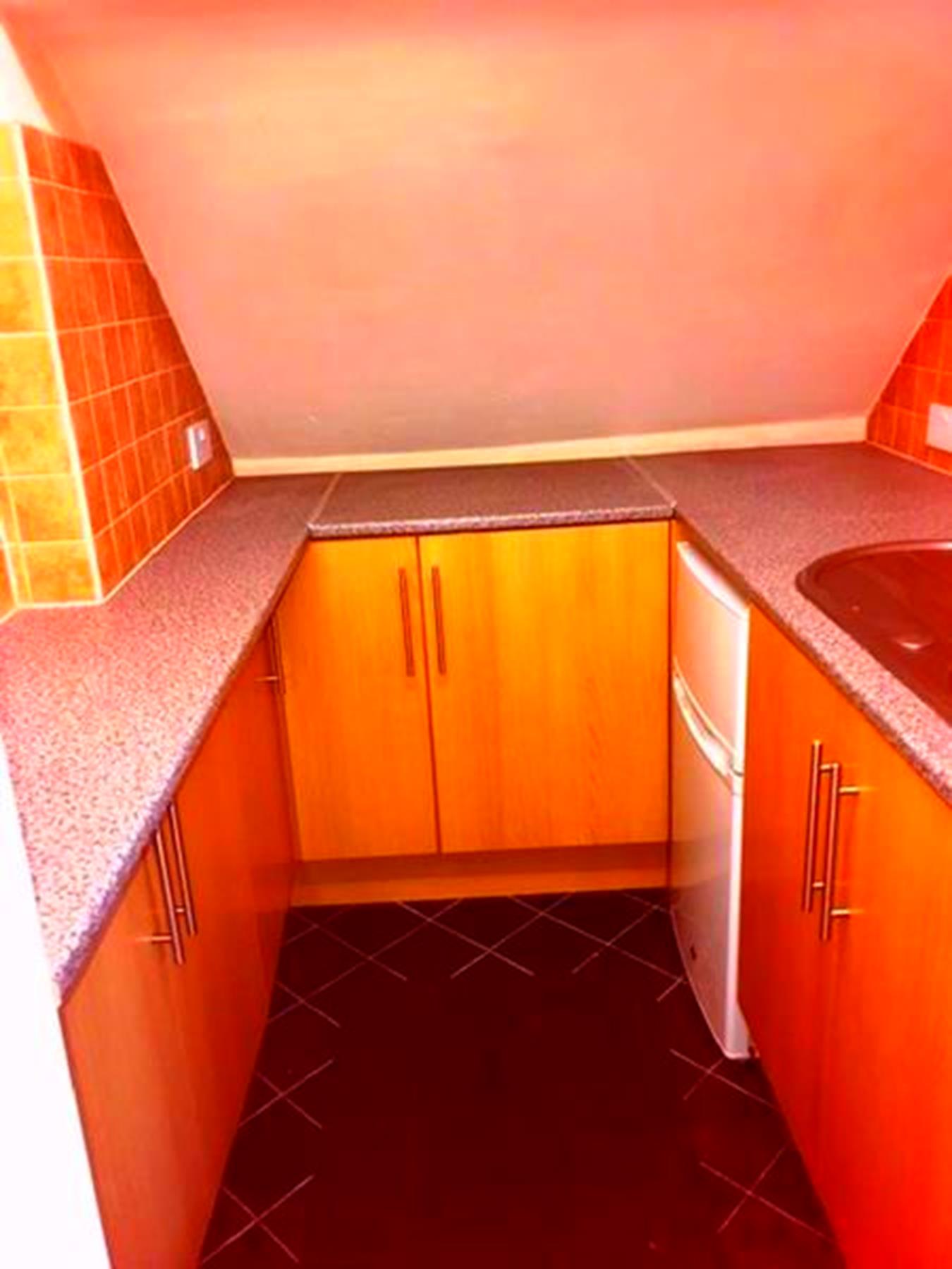 A well presented first floor self contained double studio apartment to